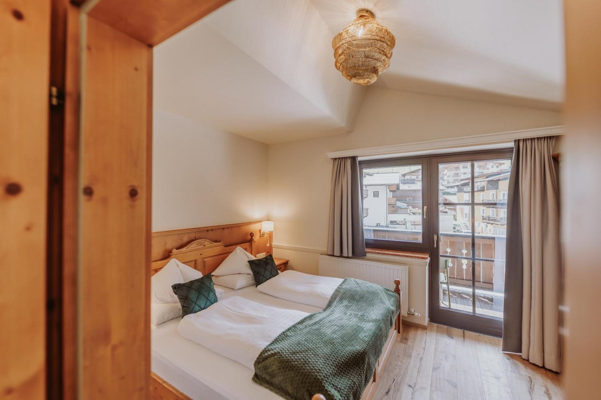 Hotel Gluecksschmiede - Hinterglemm Σάαλμπαχ-Χίντεργκλεμ Εξωτερικό φωτογραφία